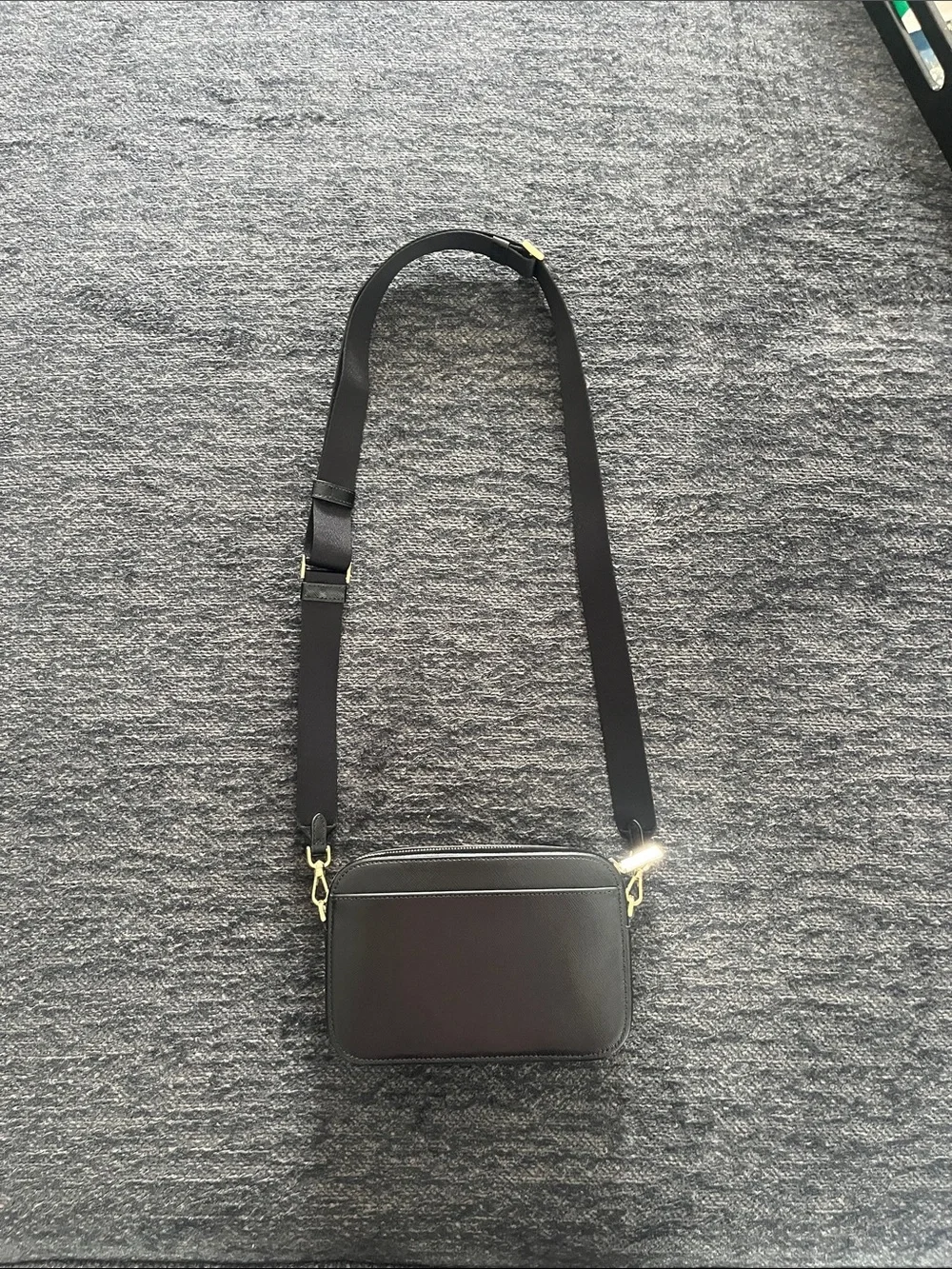 kate spade Black Pebbled Leather Crossbody Camera Bag with Gold Hardware